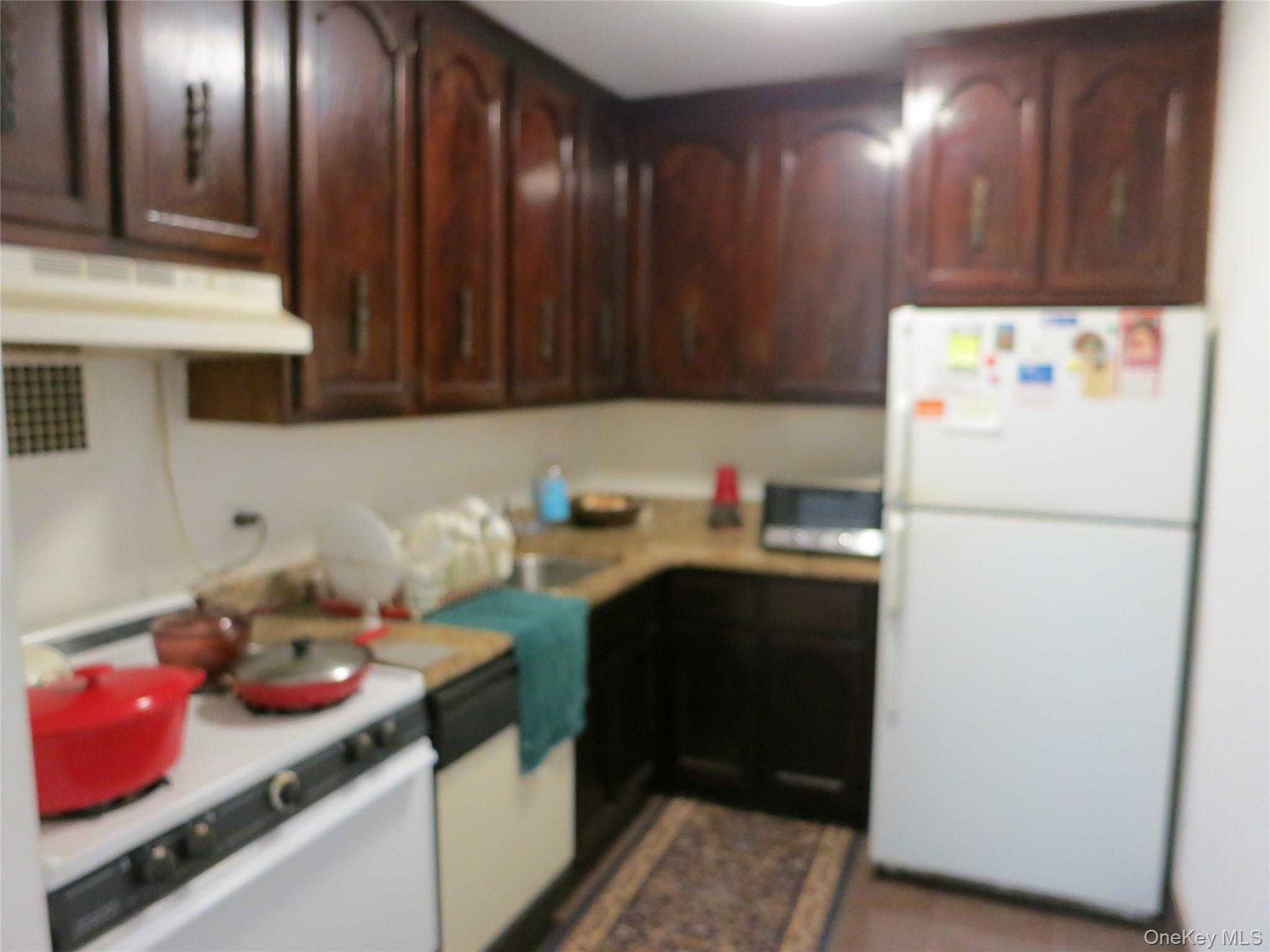 Photo 4 of this property
