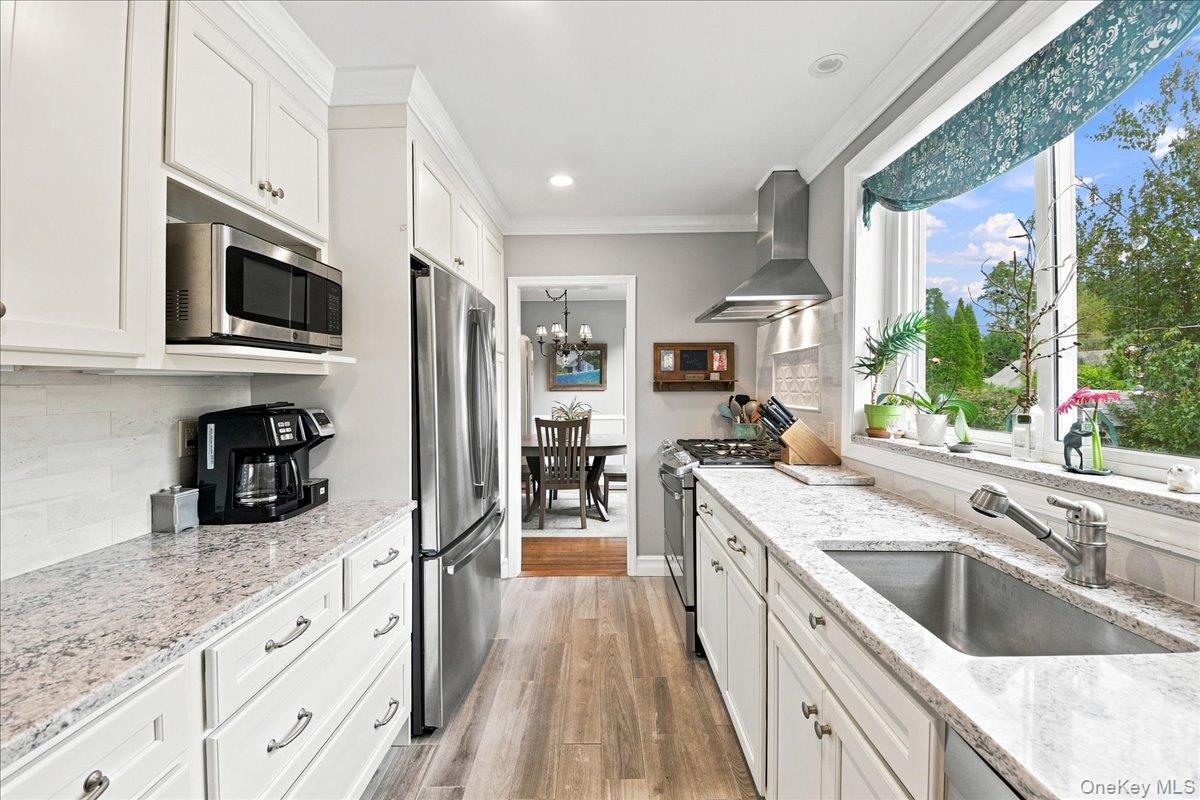 Photo 7 of this property