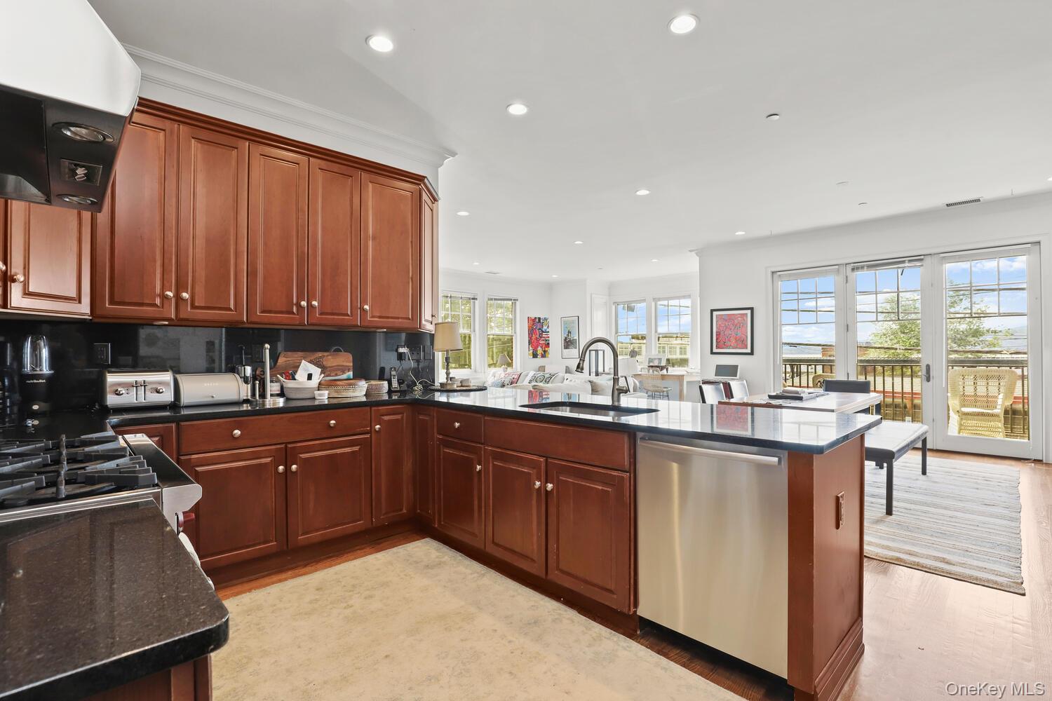 Photo 4 of this property