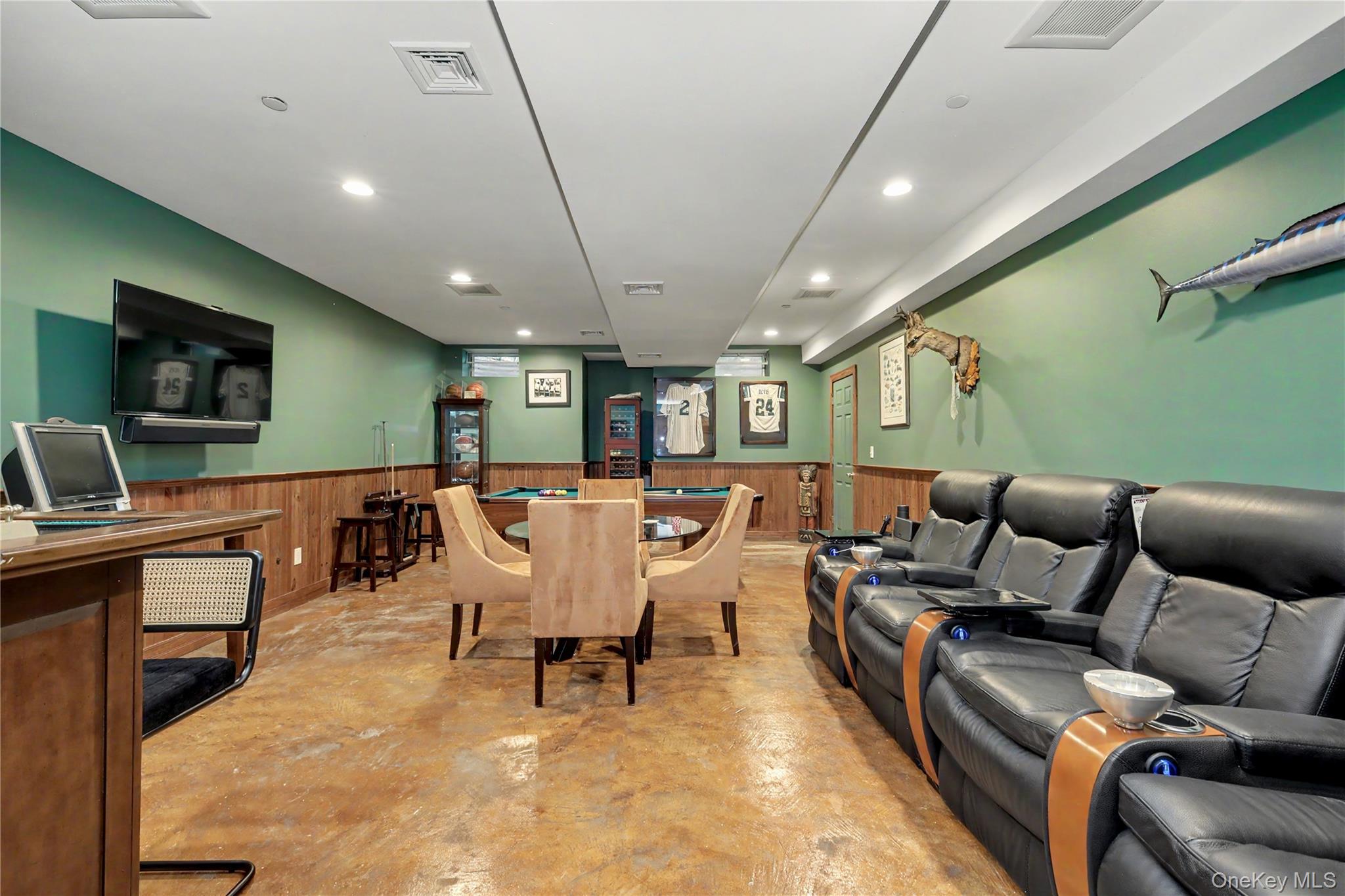 Photo 31 of this property