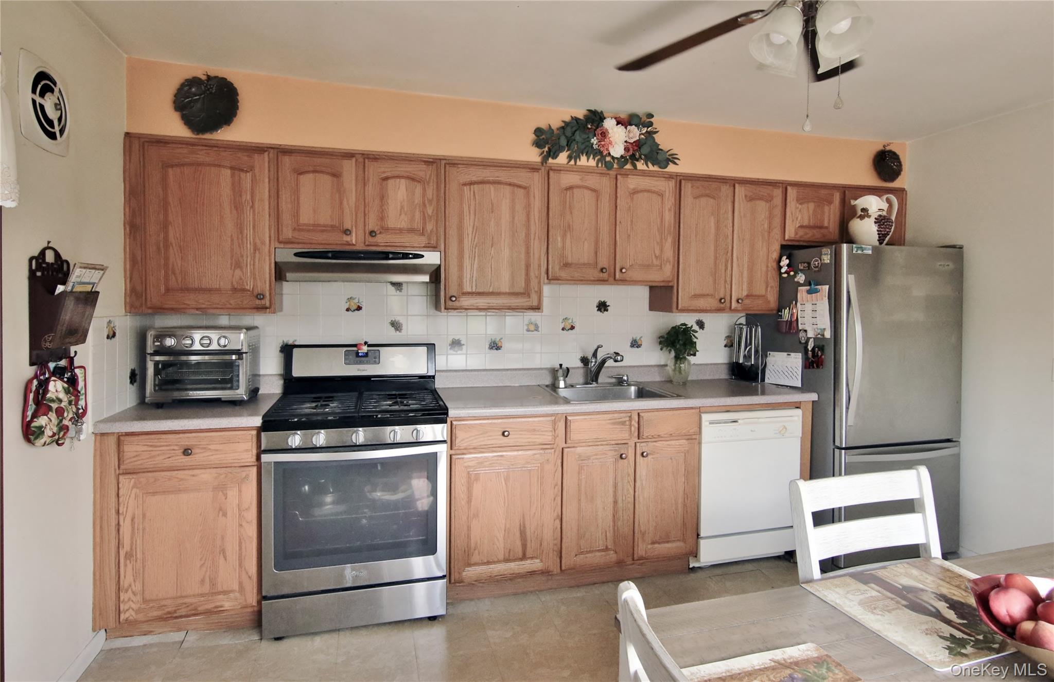 Photo 3 of this property