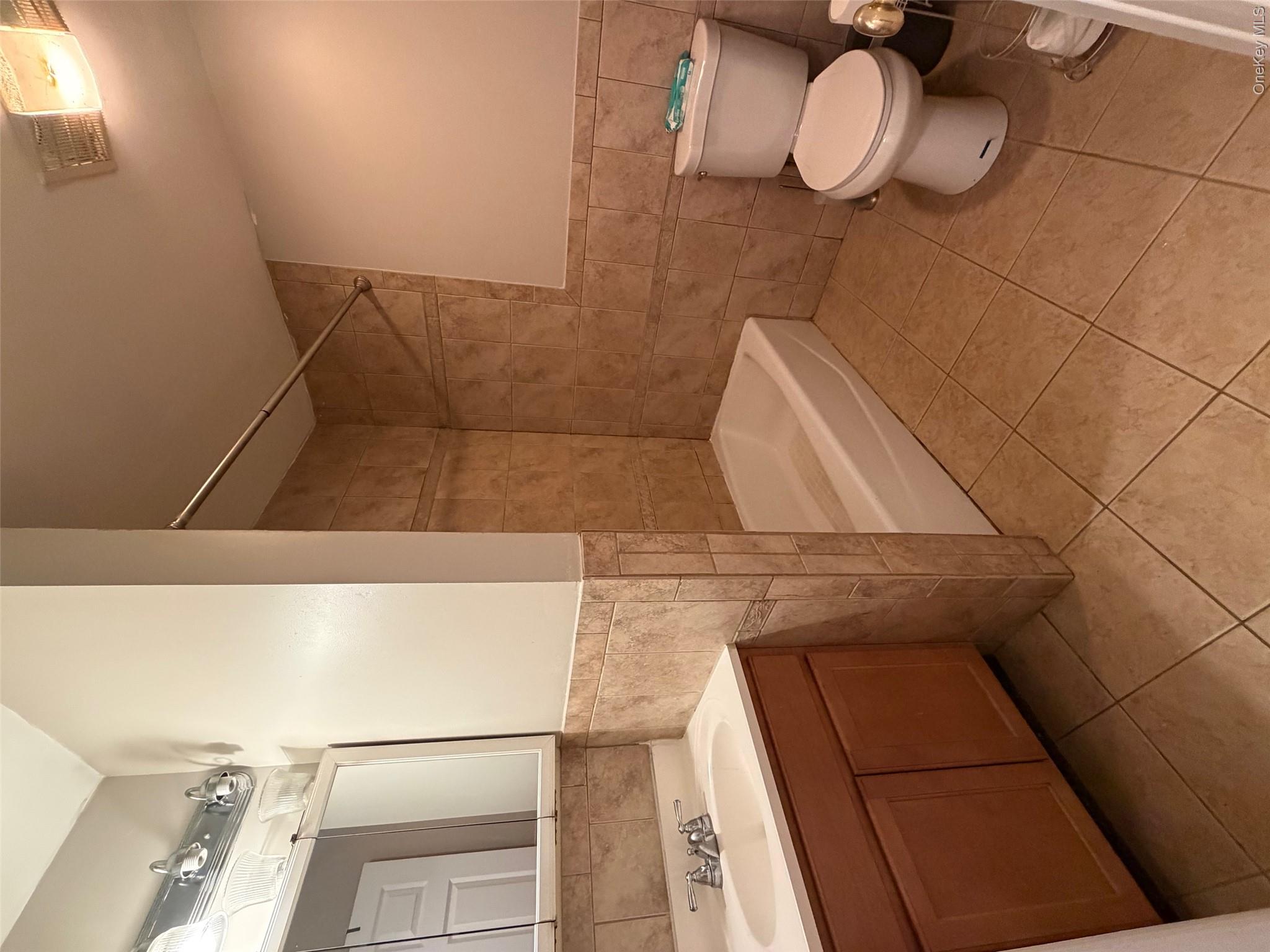 Photo 4 of this property