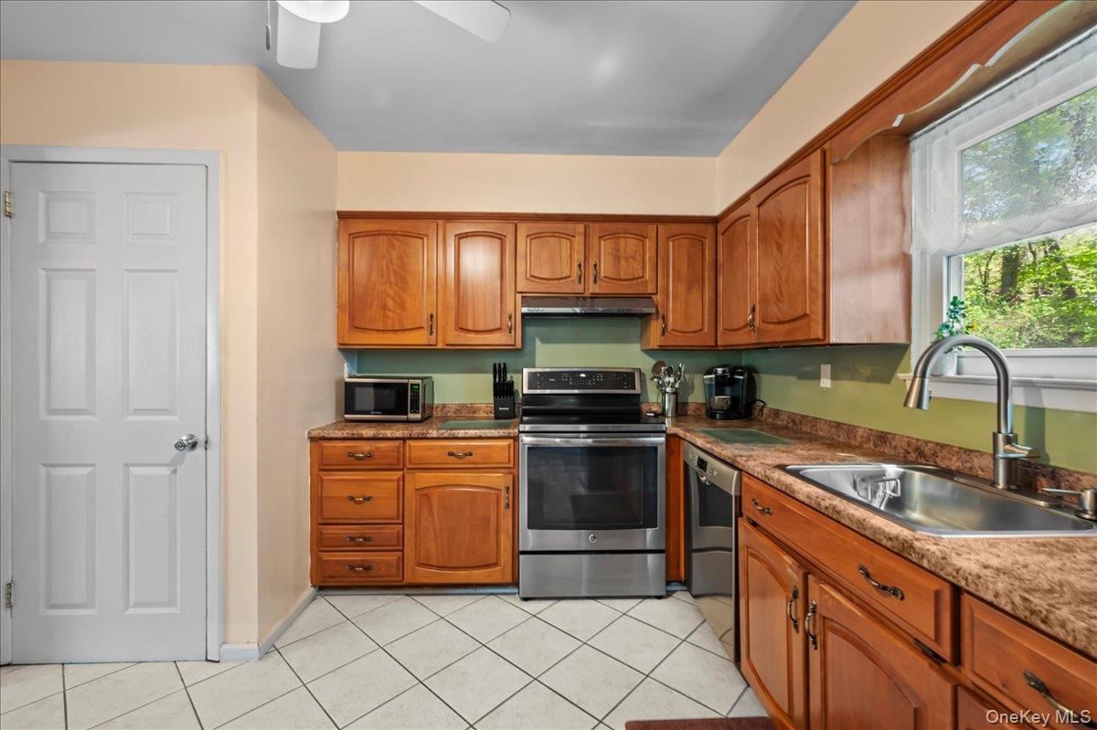 Photo 10 of this property