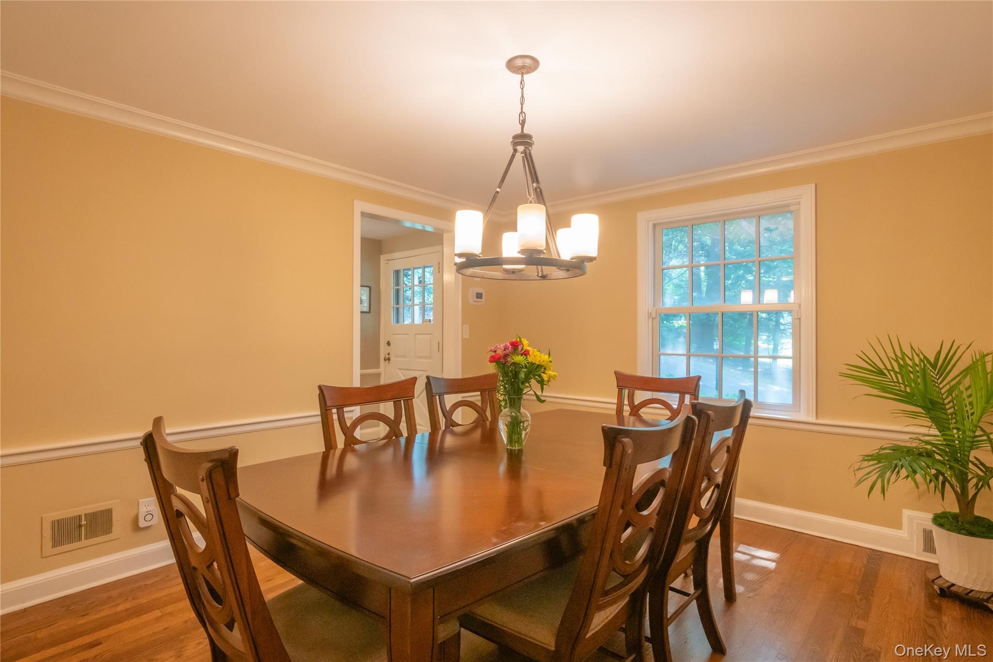 Photo 6 of this property