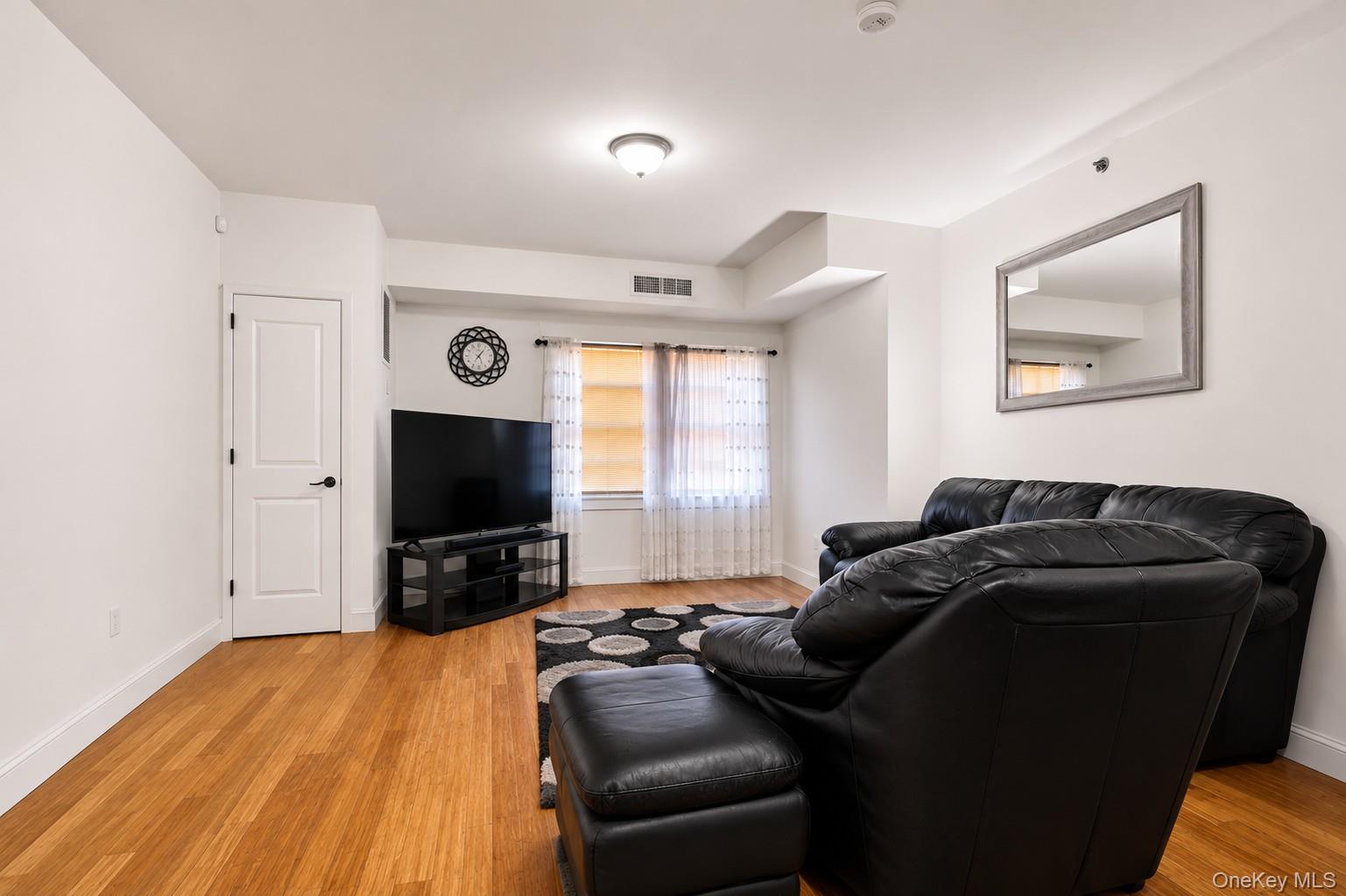 Photo 7 of this property