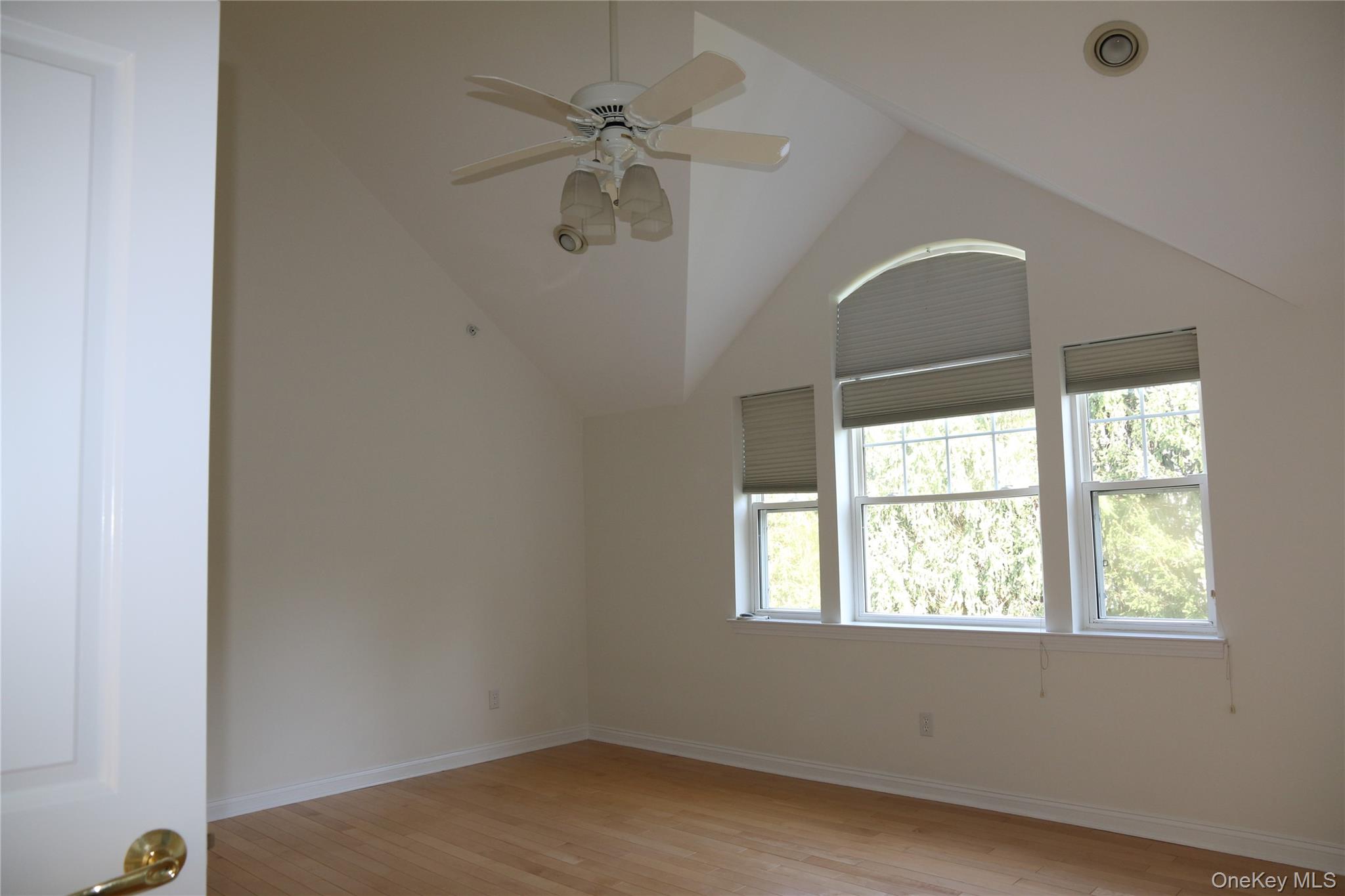 Photo 14 of this property