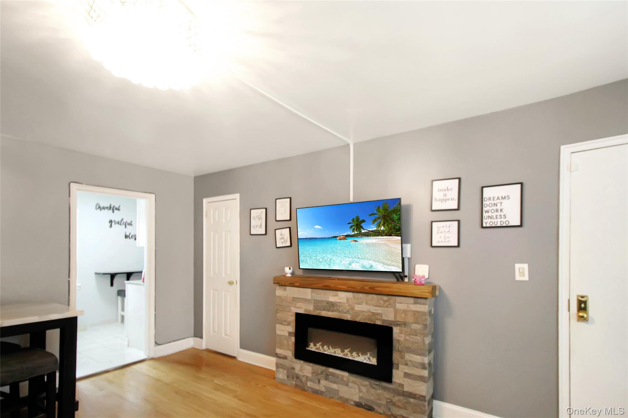 Photo 6 of this property