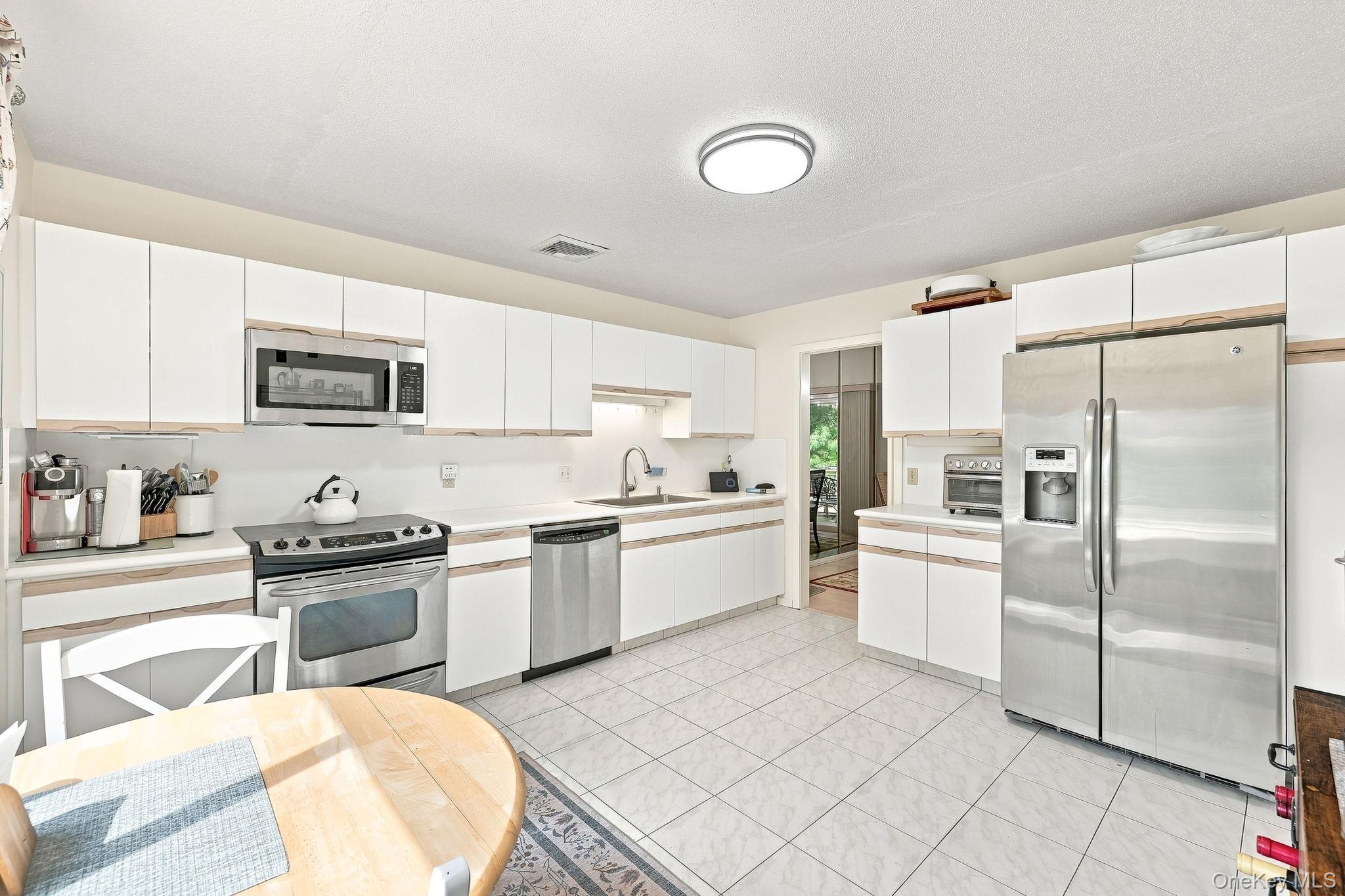 Photo 9 of this property