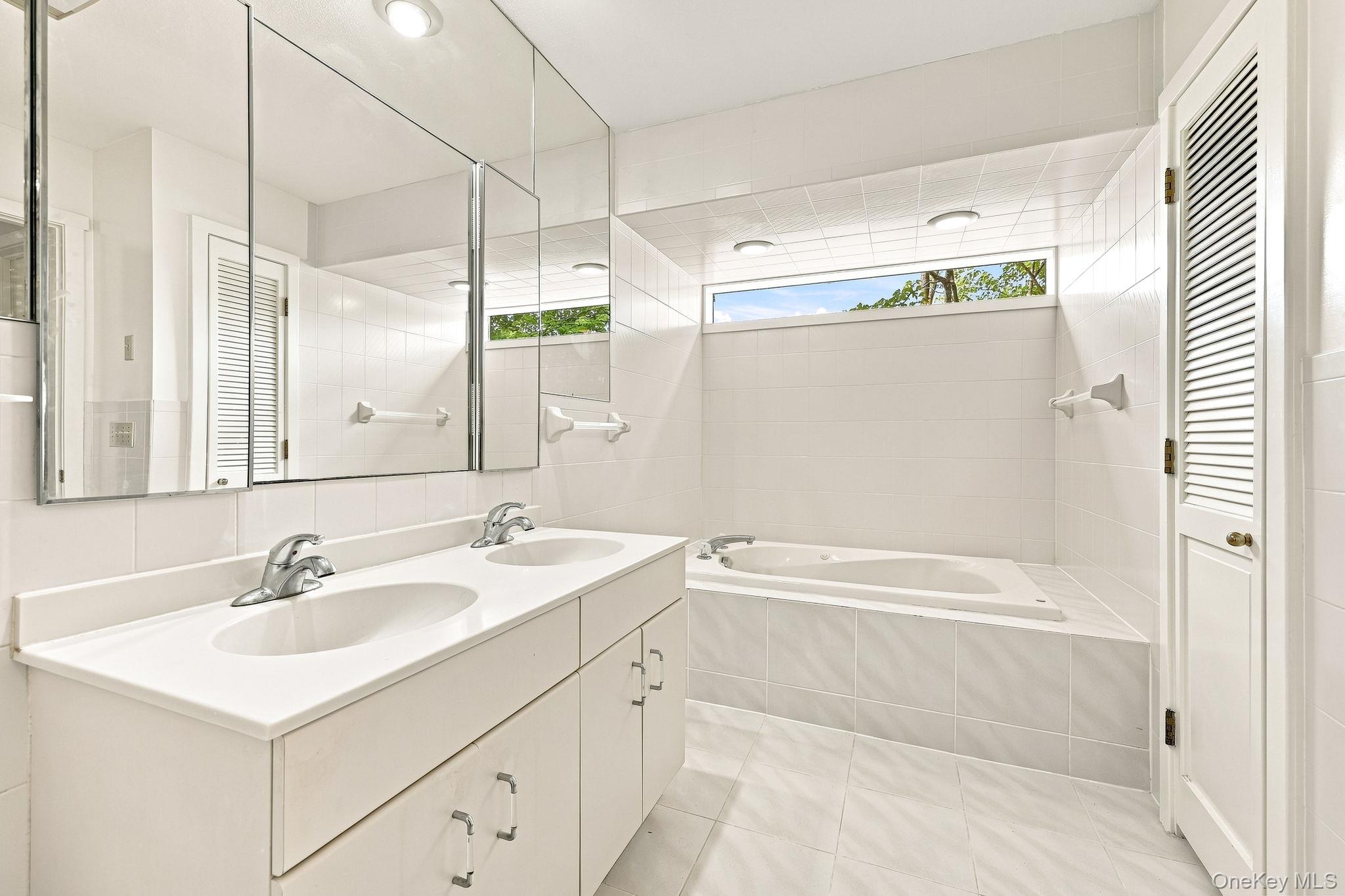 Photo 14 of this property