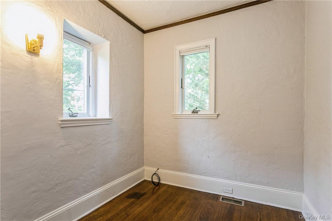 Photo 5 of this property