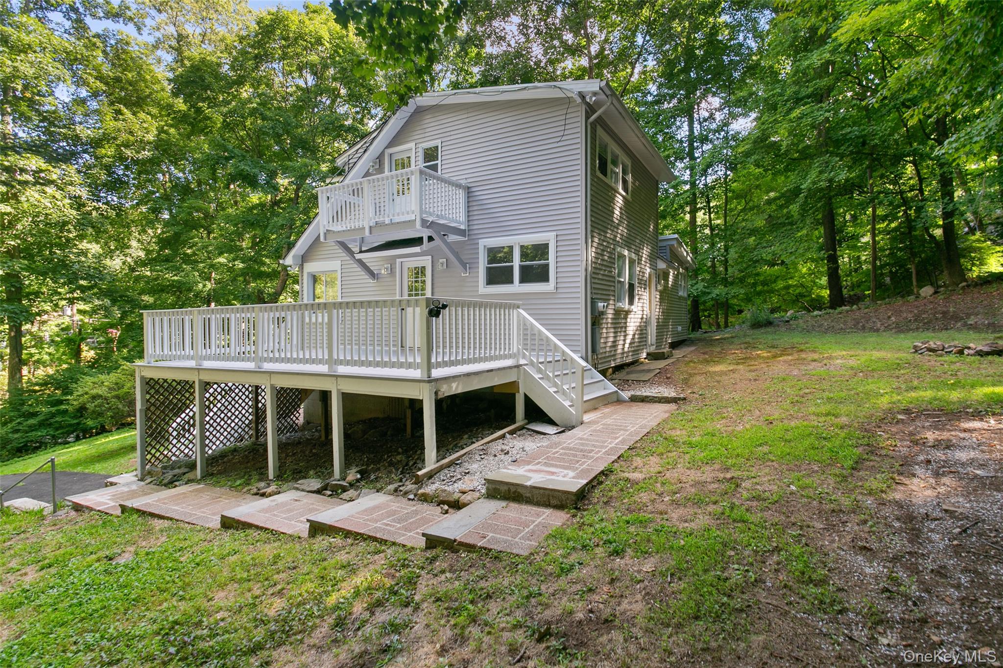 Photo 4 of this property