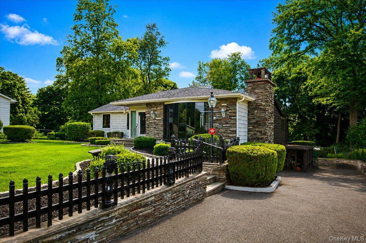 Photo 7 of this property