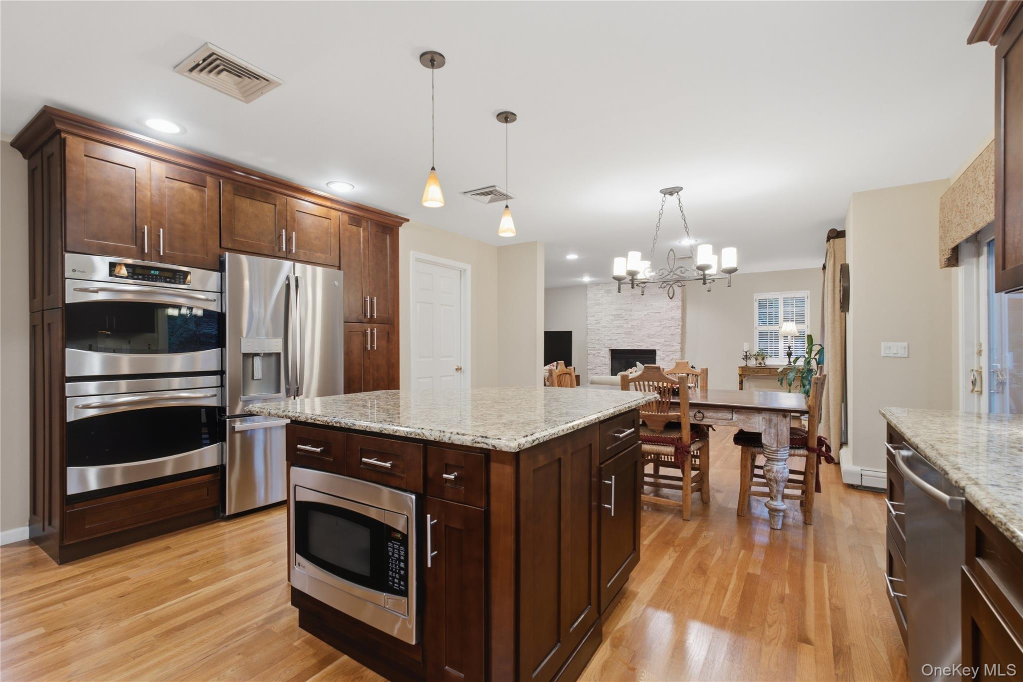 Photo 7 of this property