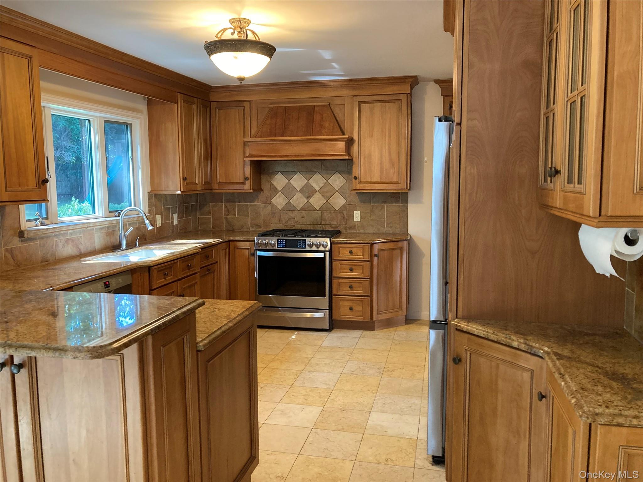 Photo 7 of this property