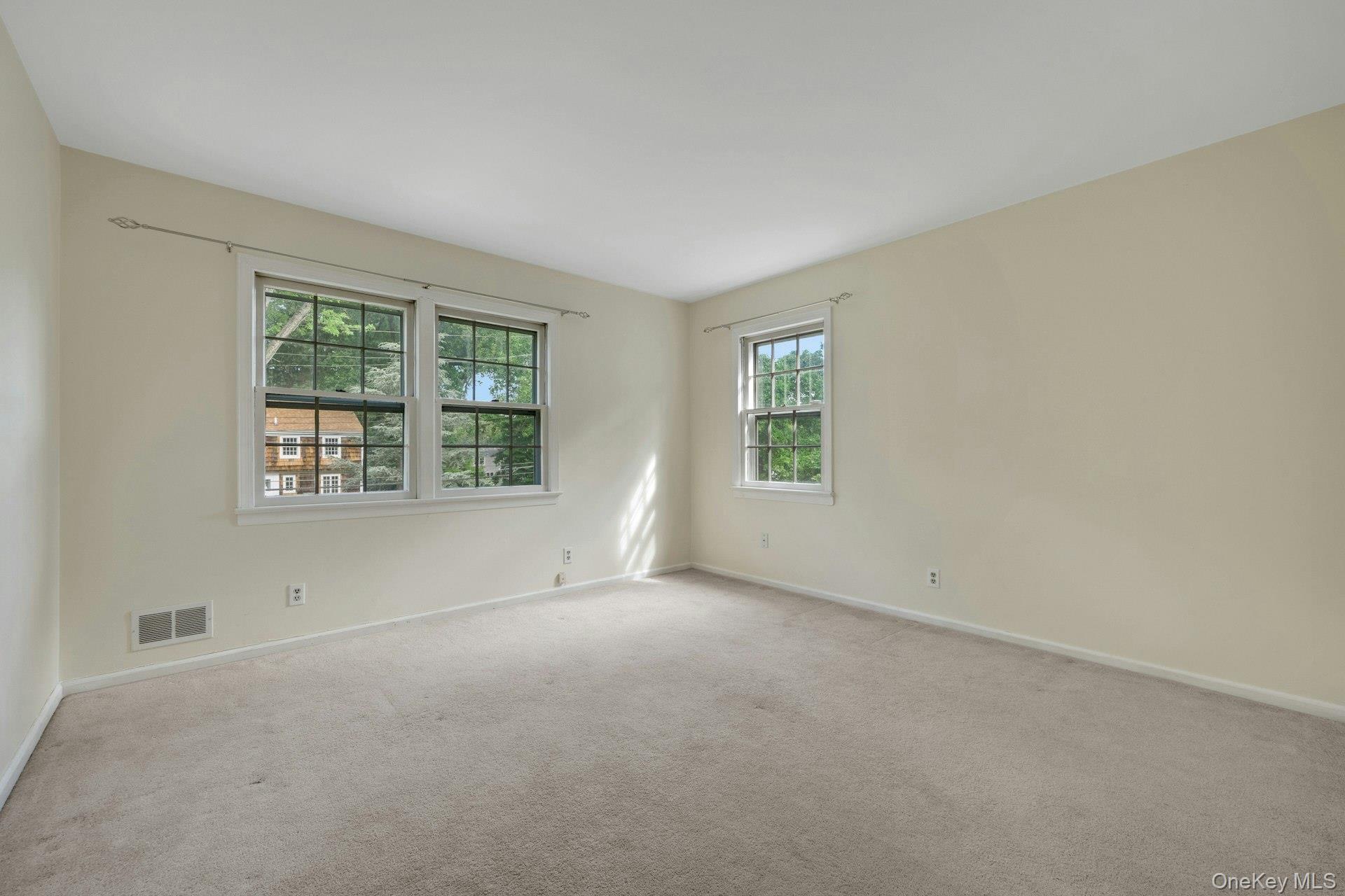 Photo 32 of this property