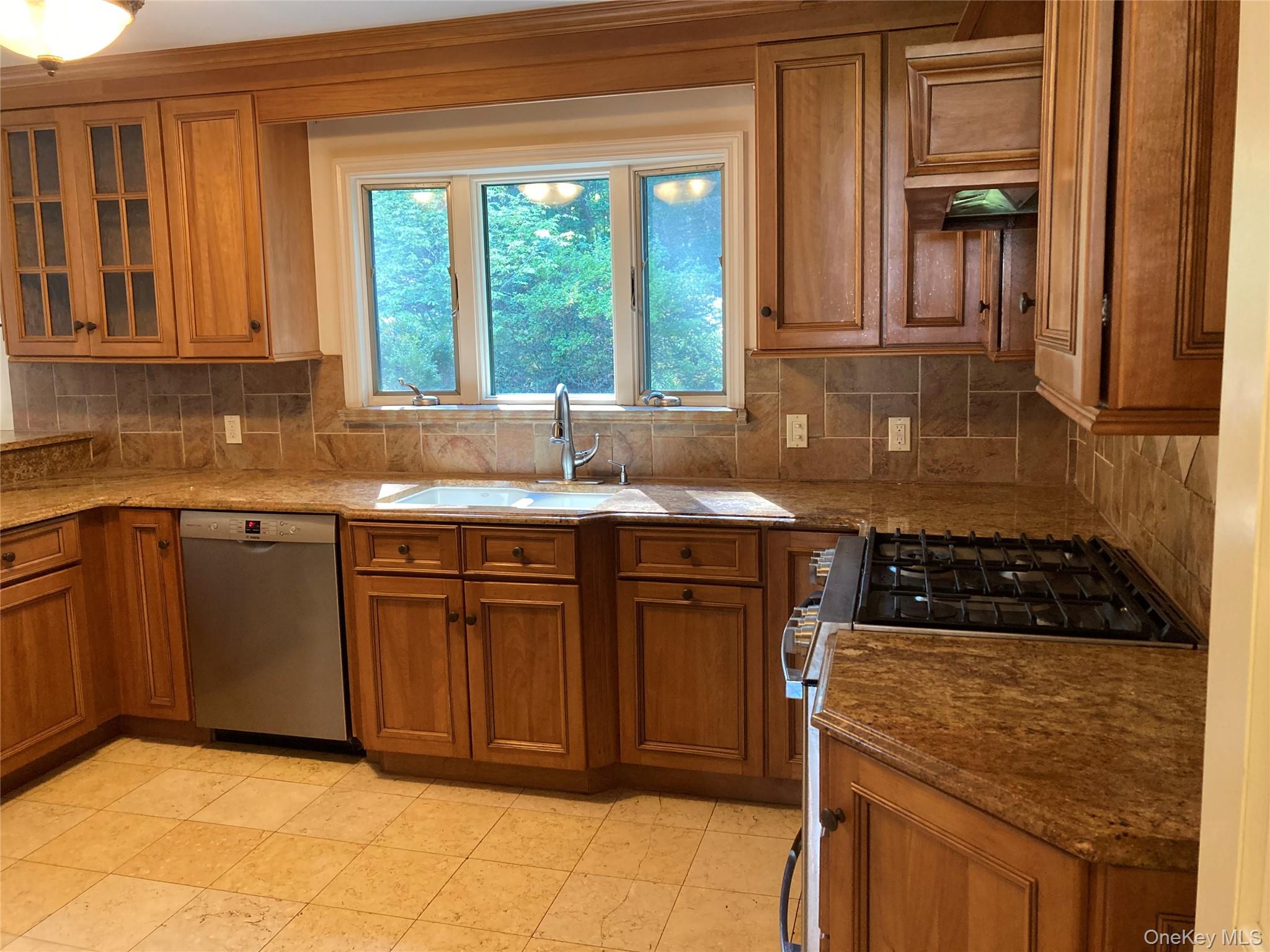 Photo 6 of this property