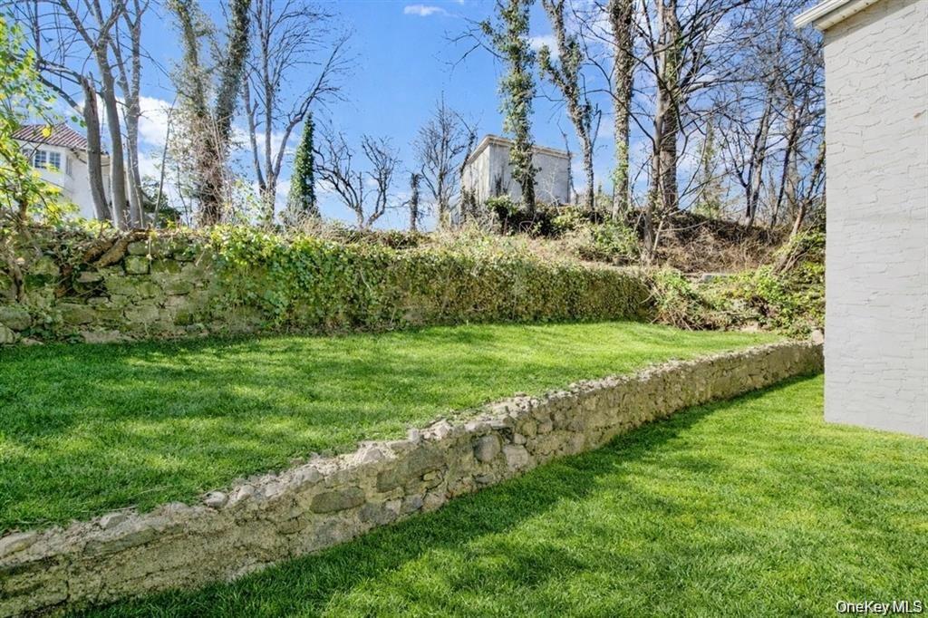 Photo 31 of this property