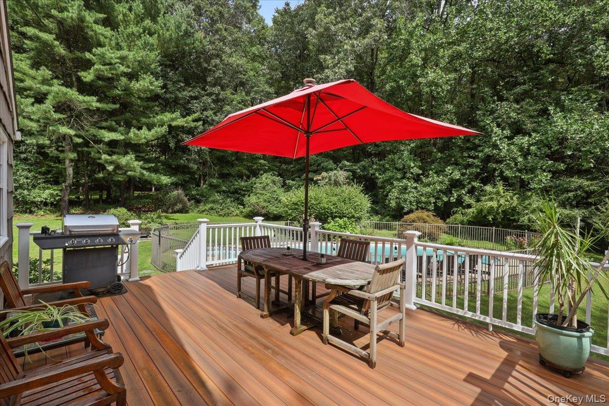 Photo 4 of this property
