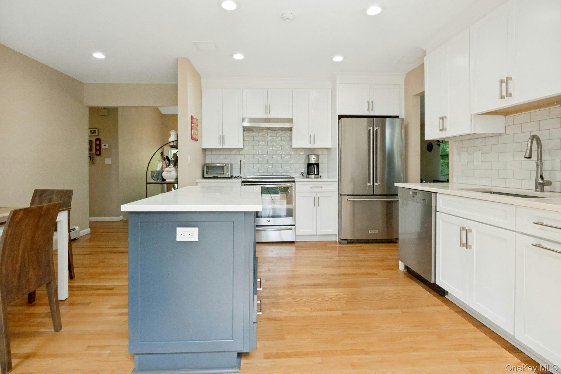 Photo 7 of this property