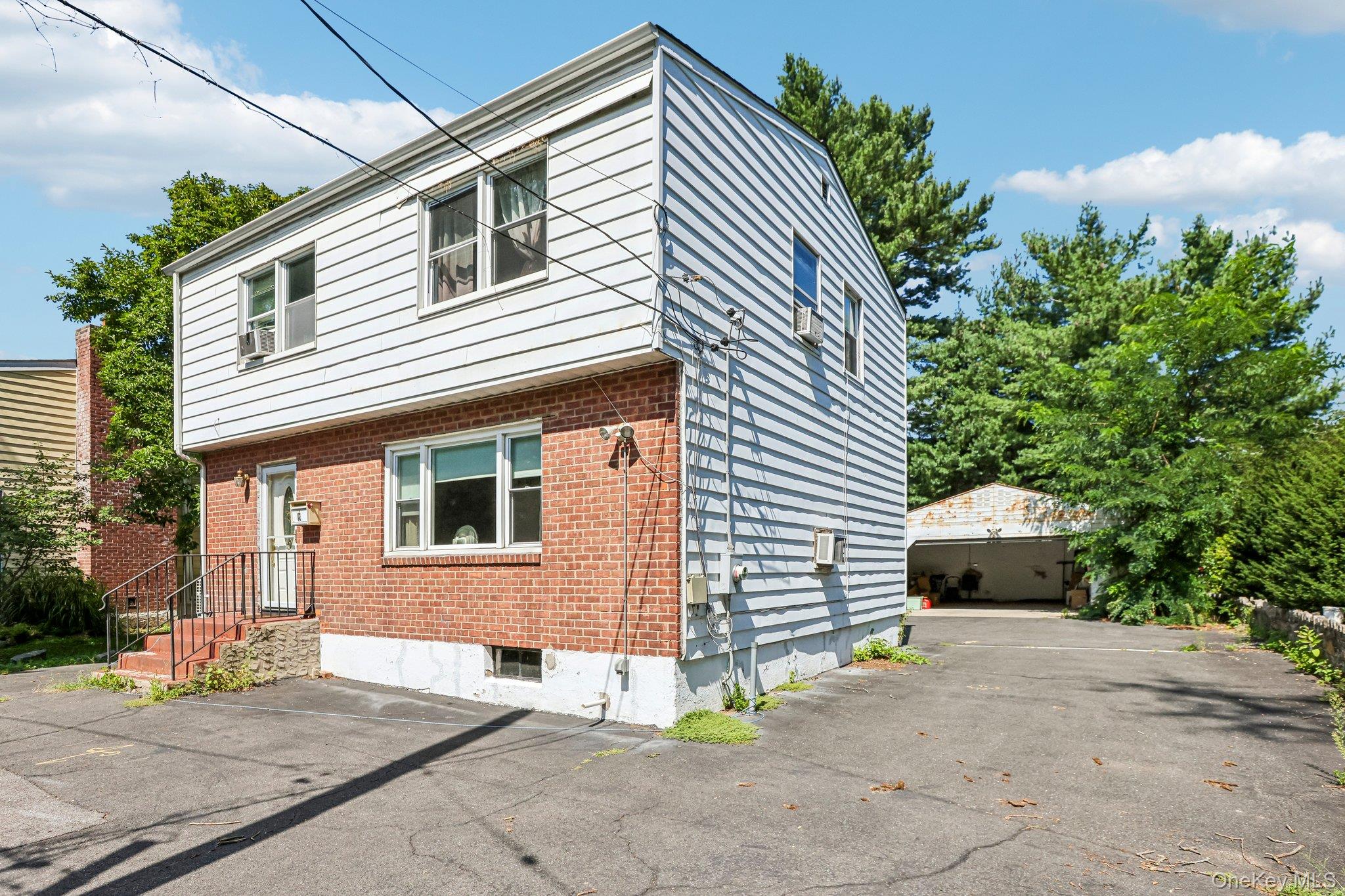 Photo 3 of this property