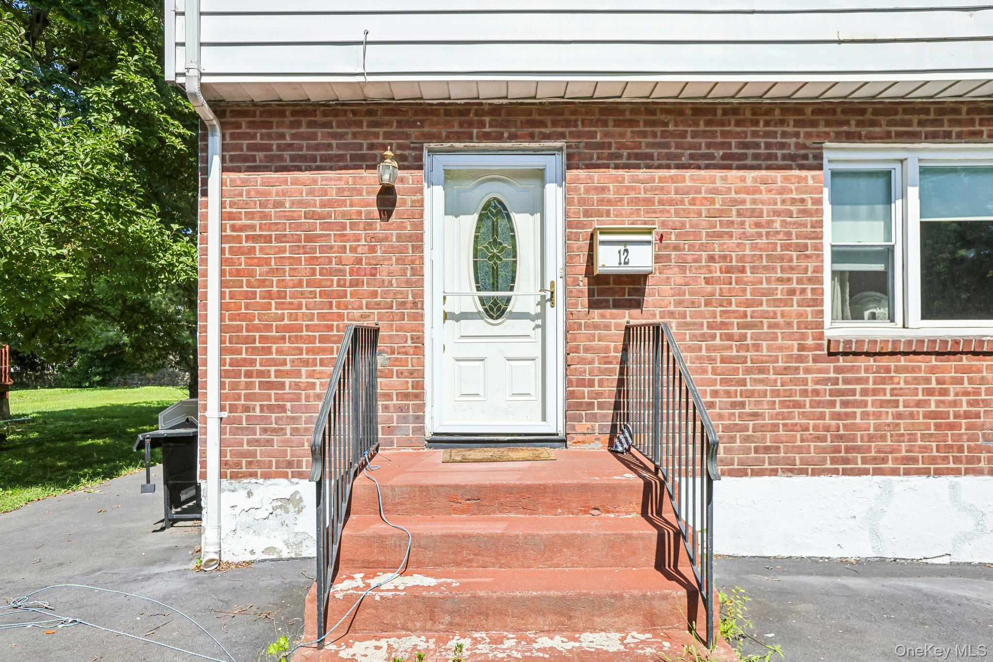 Photo 4 of this property