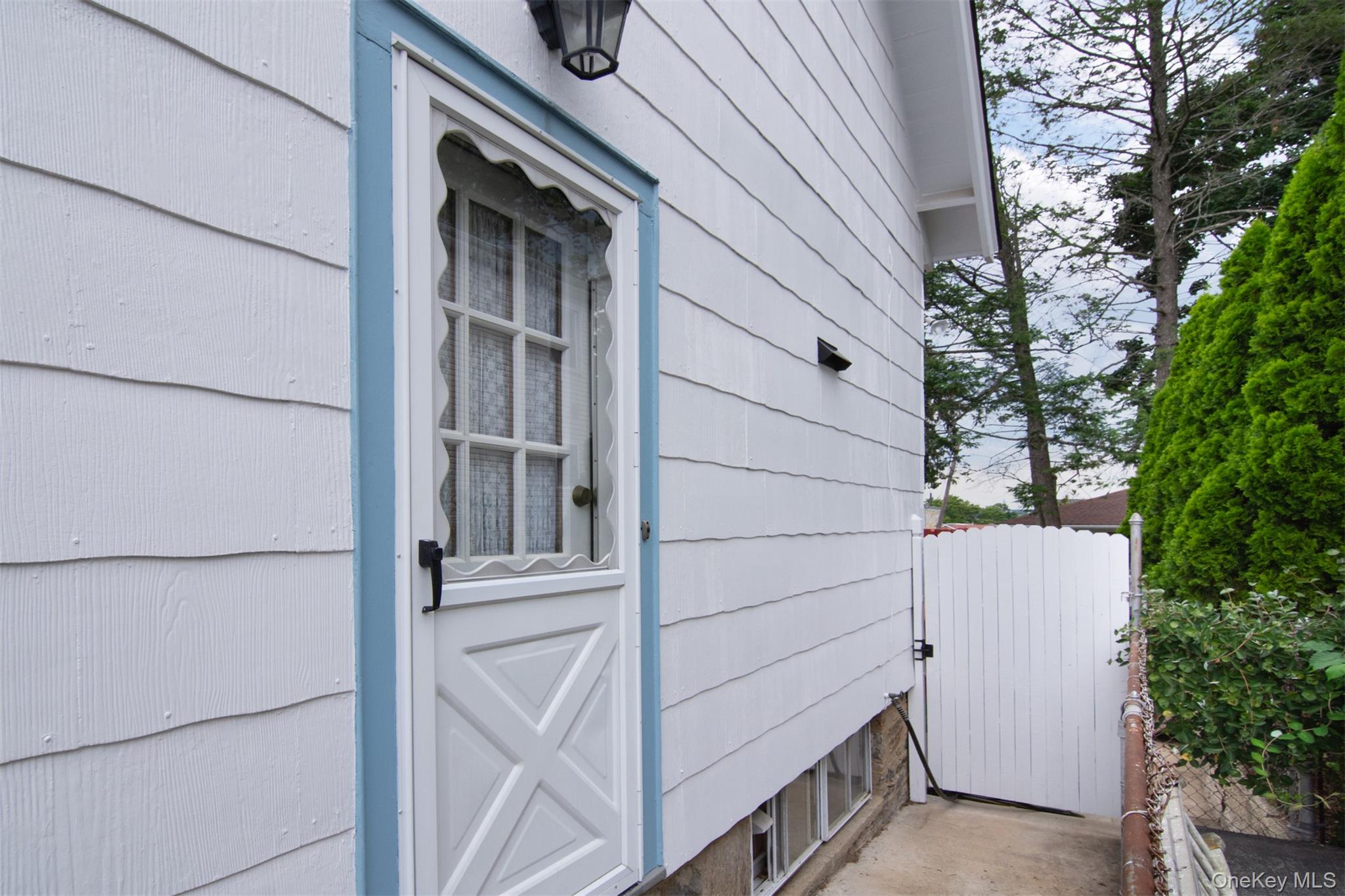 Photo 9 of this property