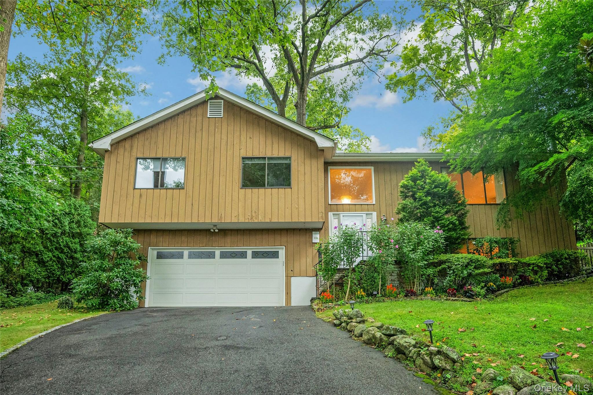 Photo 4 of this property
