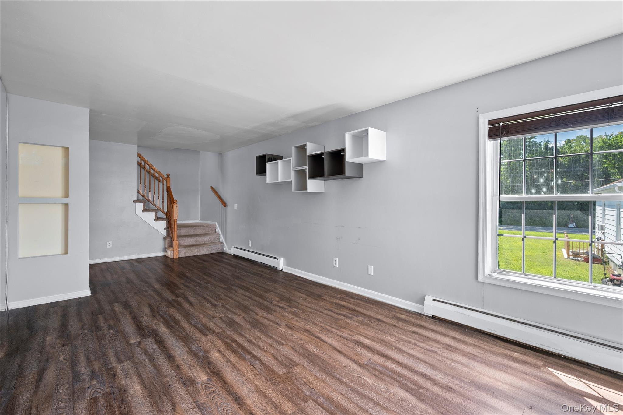 Photo 4 of this property