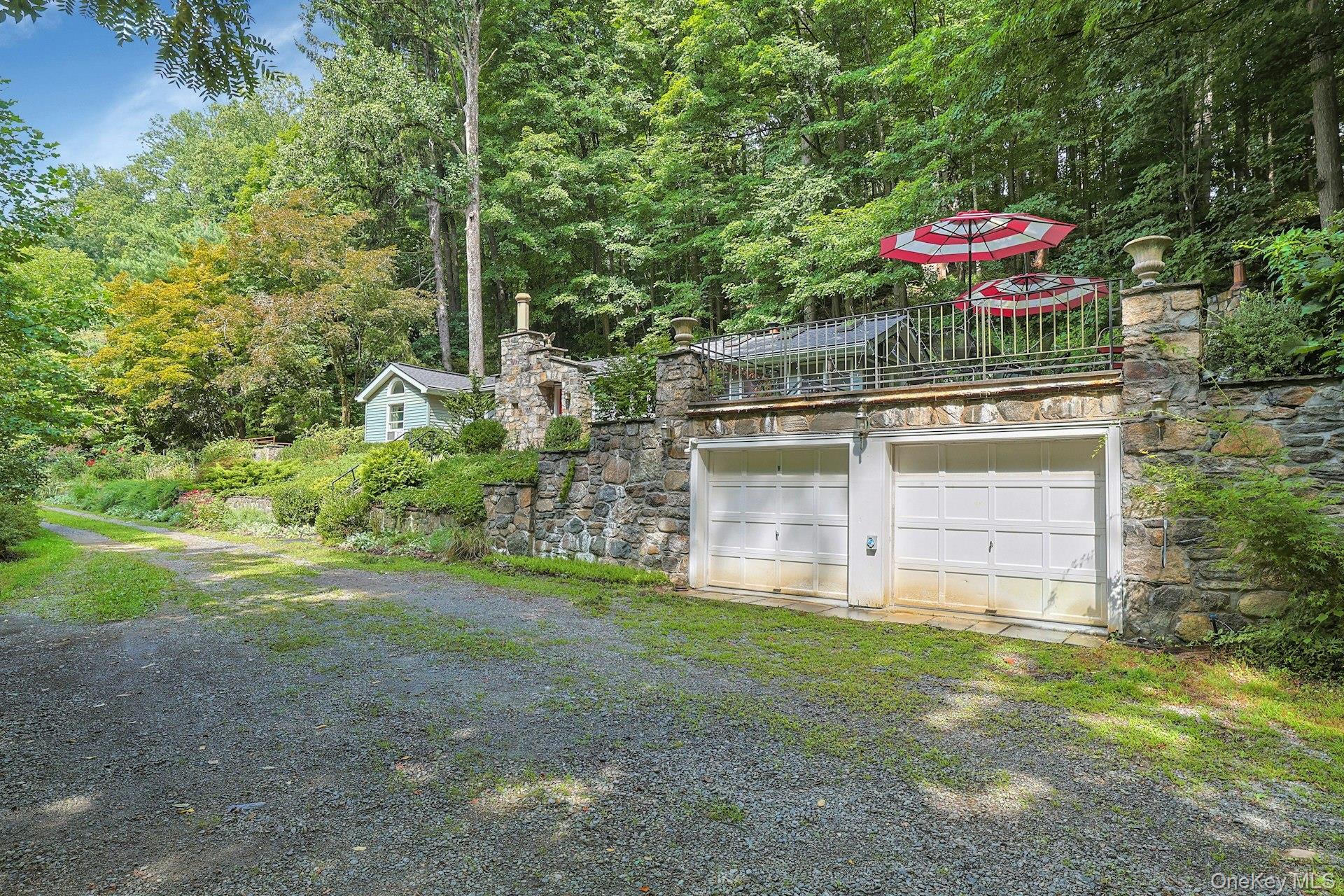 Photo 3 of this property