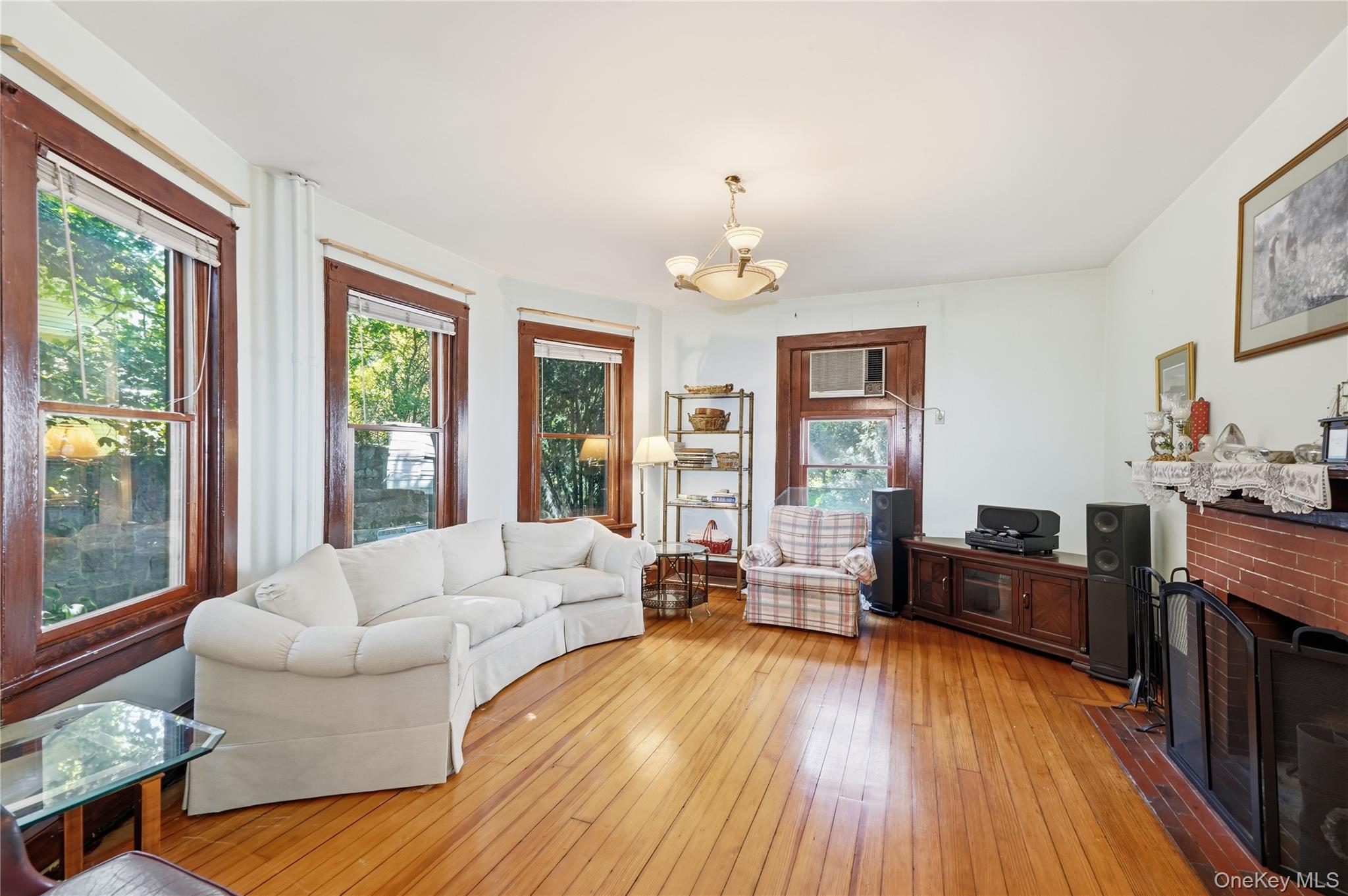 Photo 6 of this property