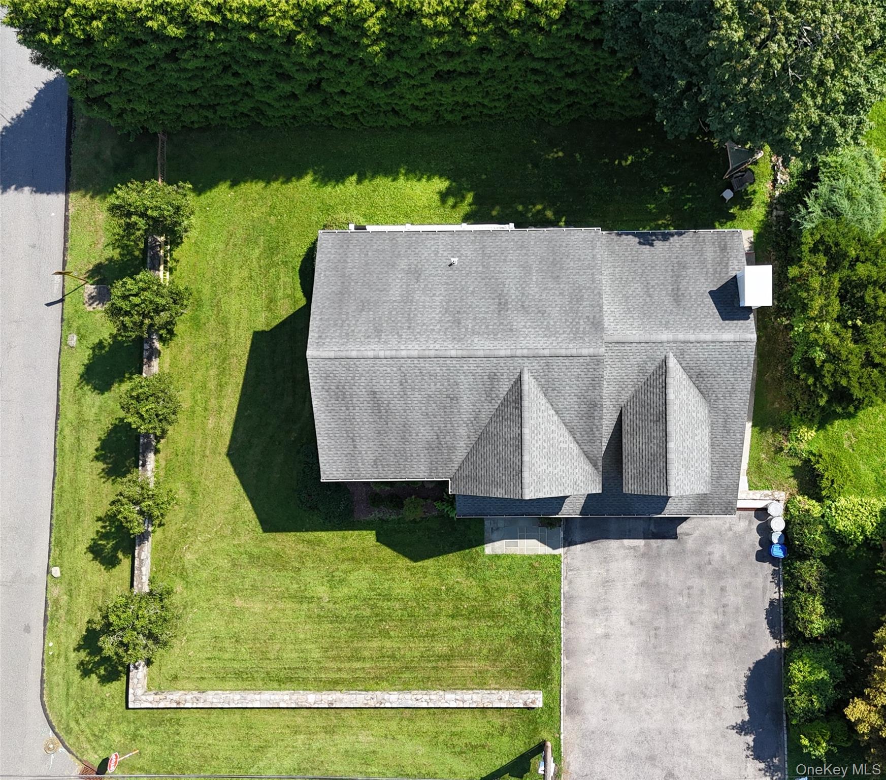 Photo 3 of this property