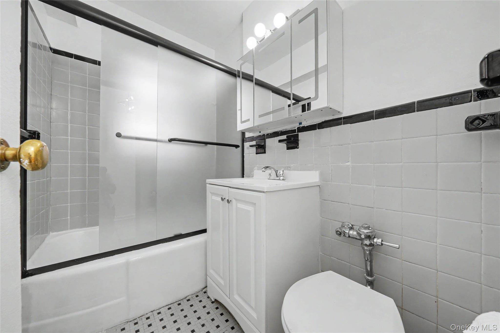 Photo 9 of this property