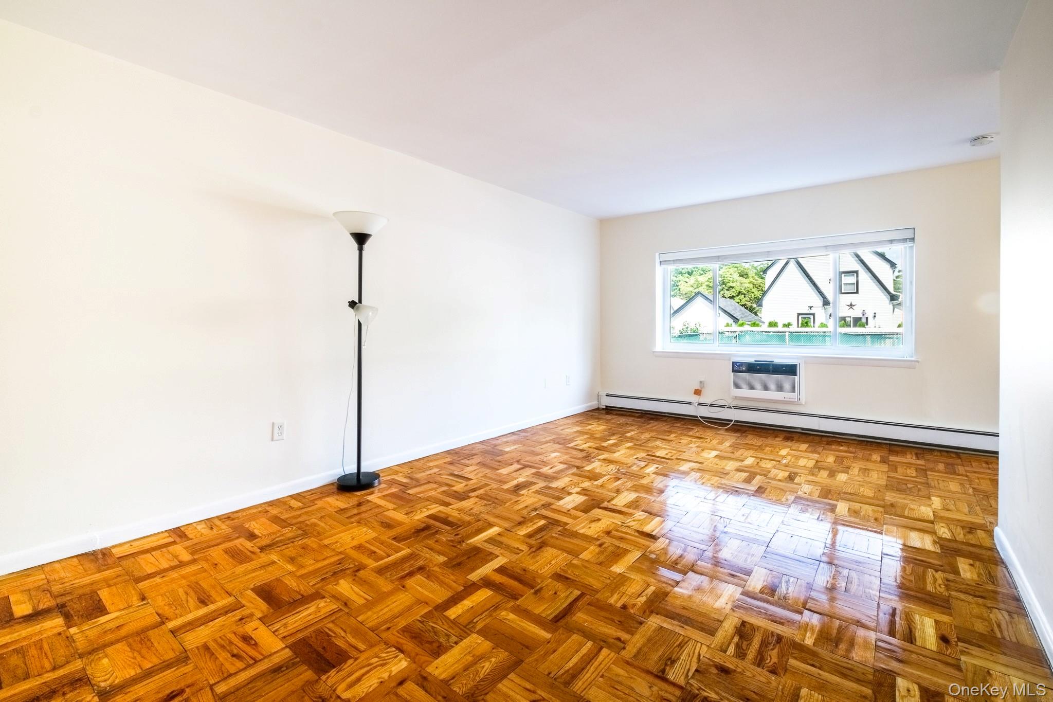 Photo 4 of this property