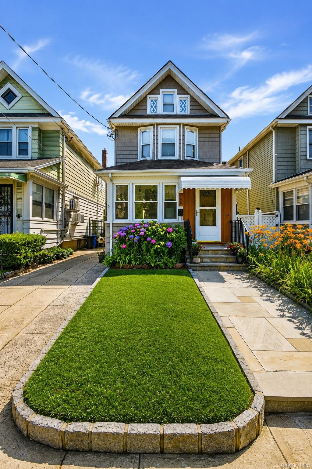 A True Gem at the Pelham Border-Comfort, Convenience & Endless Possibi...