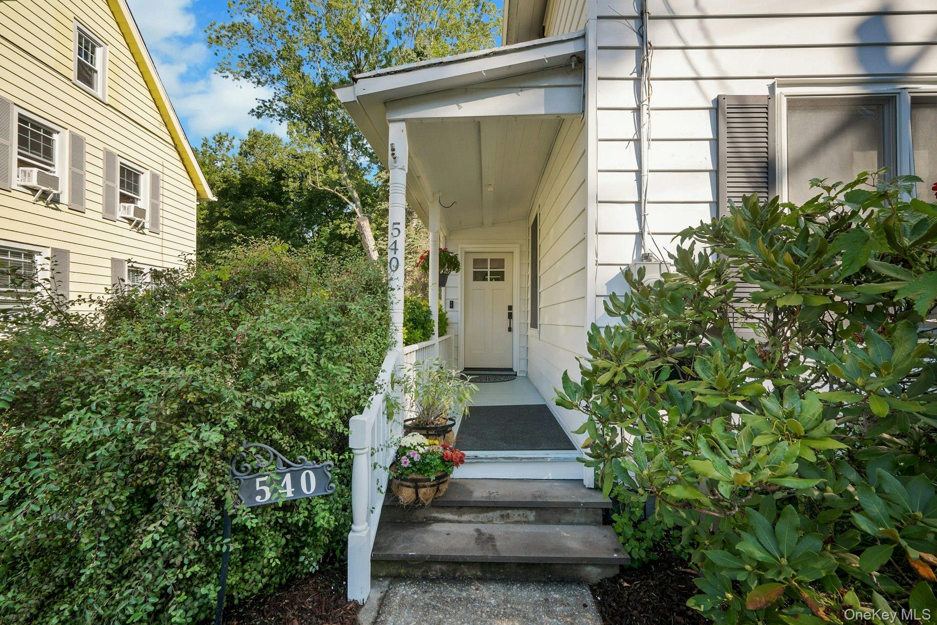 Photo 4 of this property