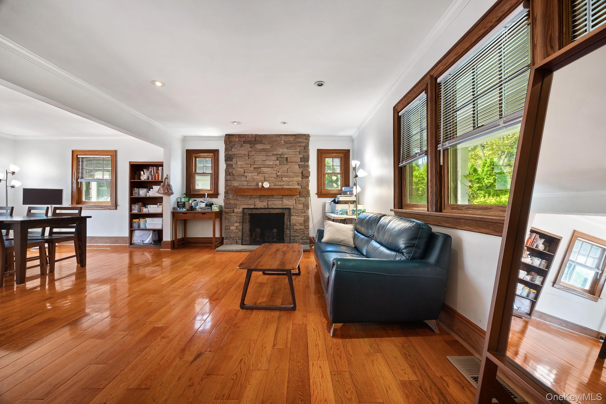 Photo 4 of this property