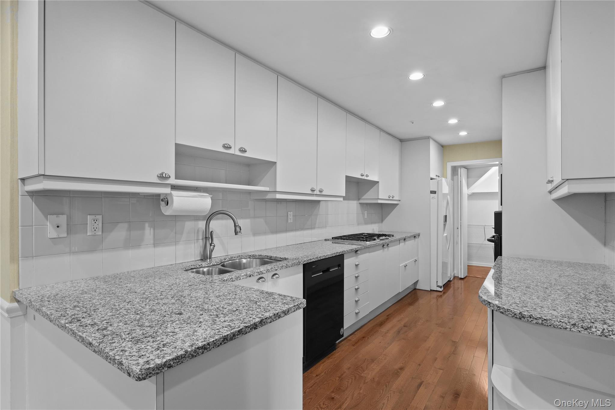 Photo 7 of this property