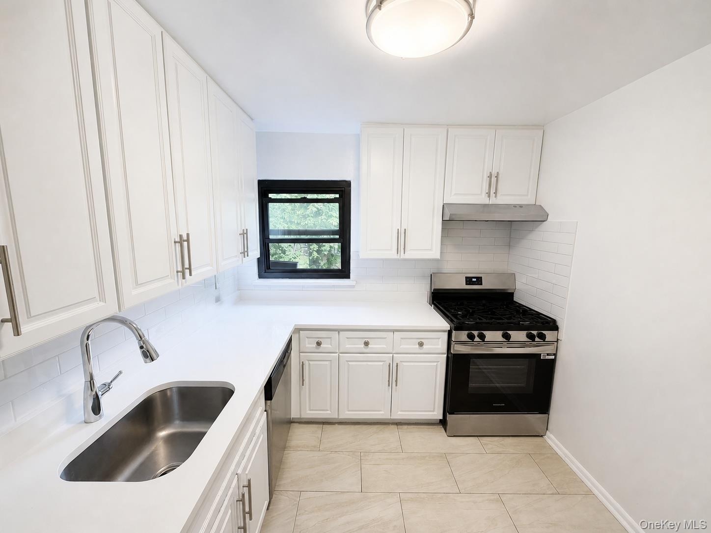 Photo 9 of this property