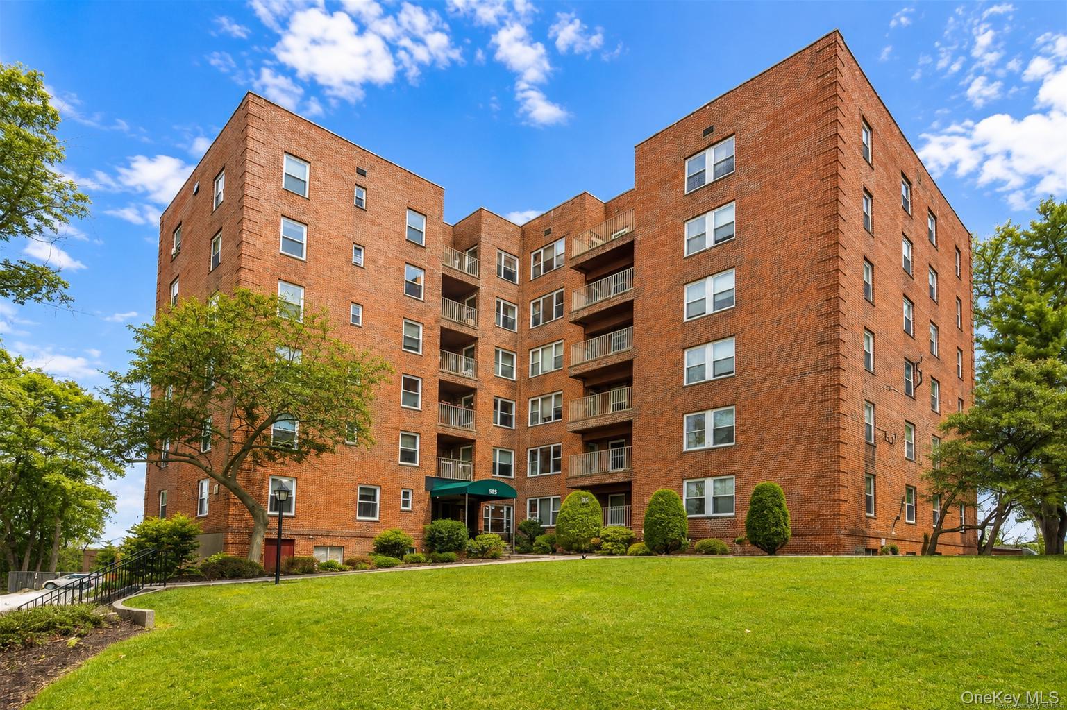 Pet-friendly first floor unit now available for sale at Hudson Terrace...