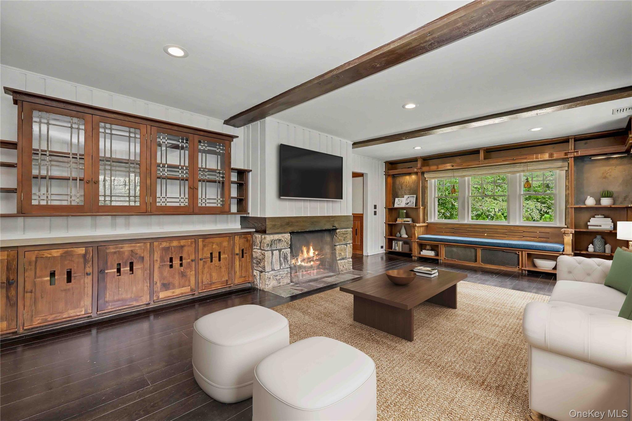 Photo 4 of this property