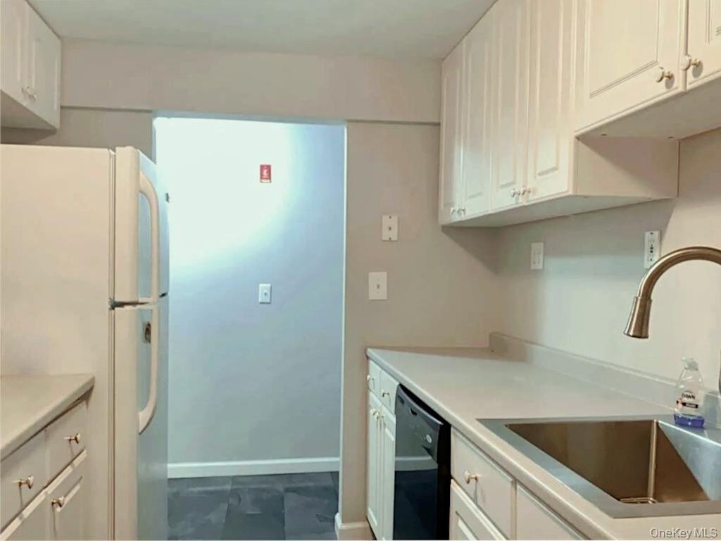 Photo 3 of this property