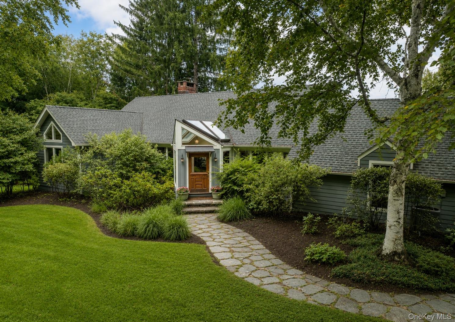 Photo 4 of this property
