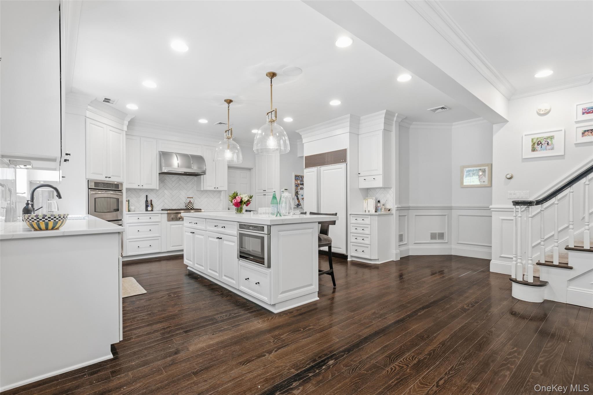 Photo 7 of this property