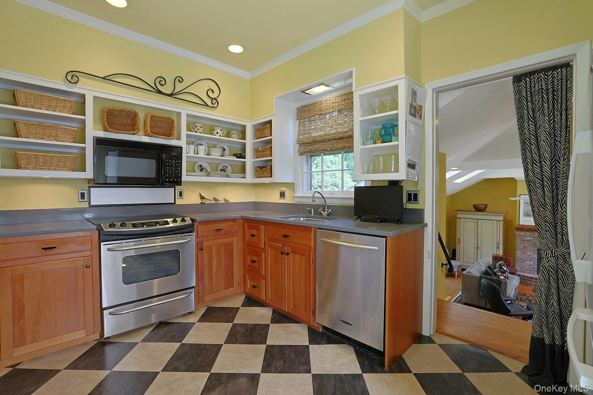 Photo 18 of this property
