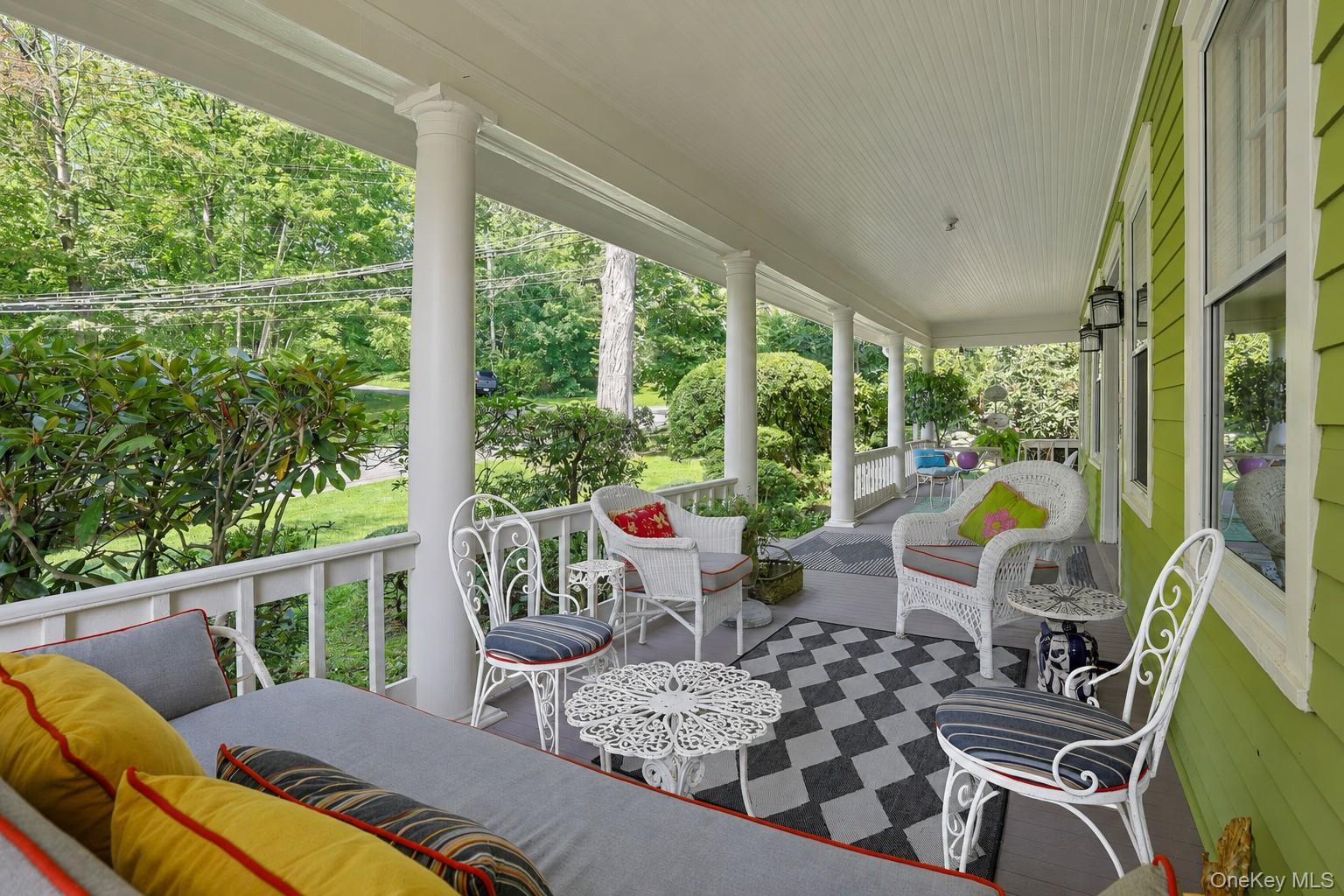 Photo 4 of this property