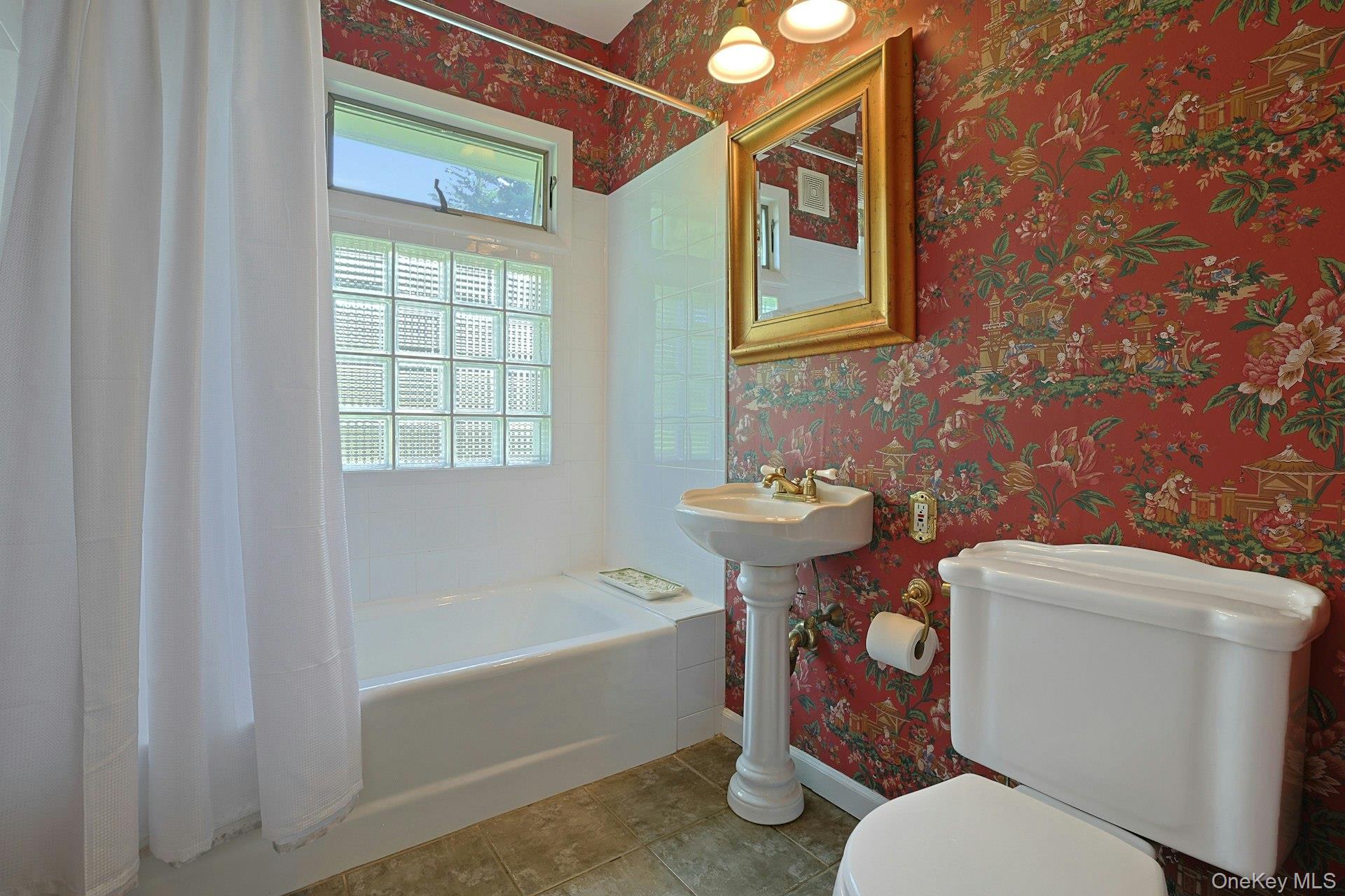 Photo 31 of this property