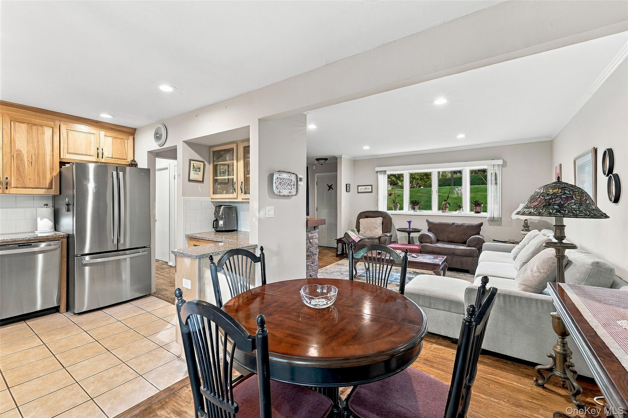 Photo 4 of this property