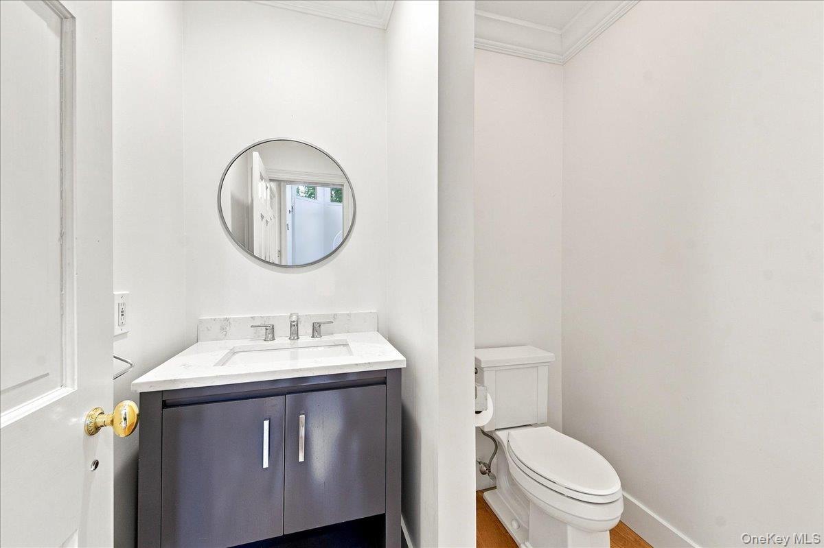 Photo 4 of this property