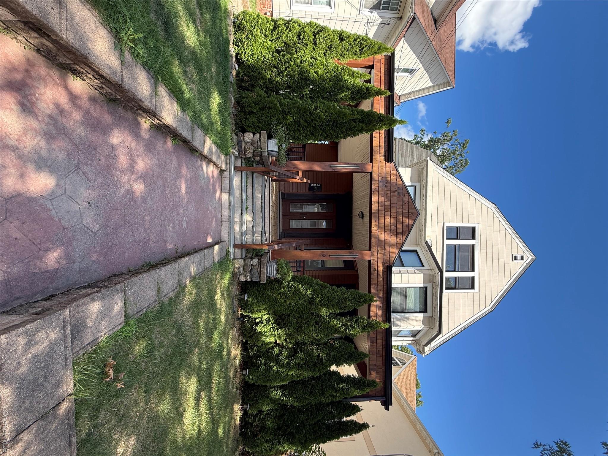 Welcome home to this spacious 2-bedroom, 1-bath rental in the desirabl...