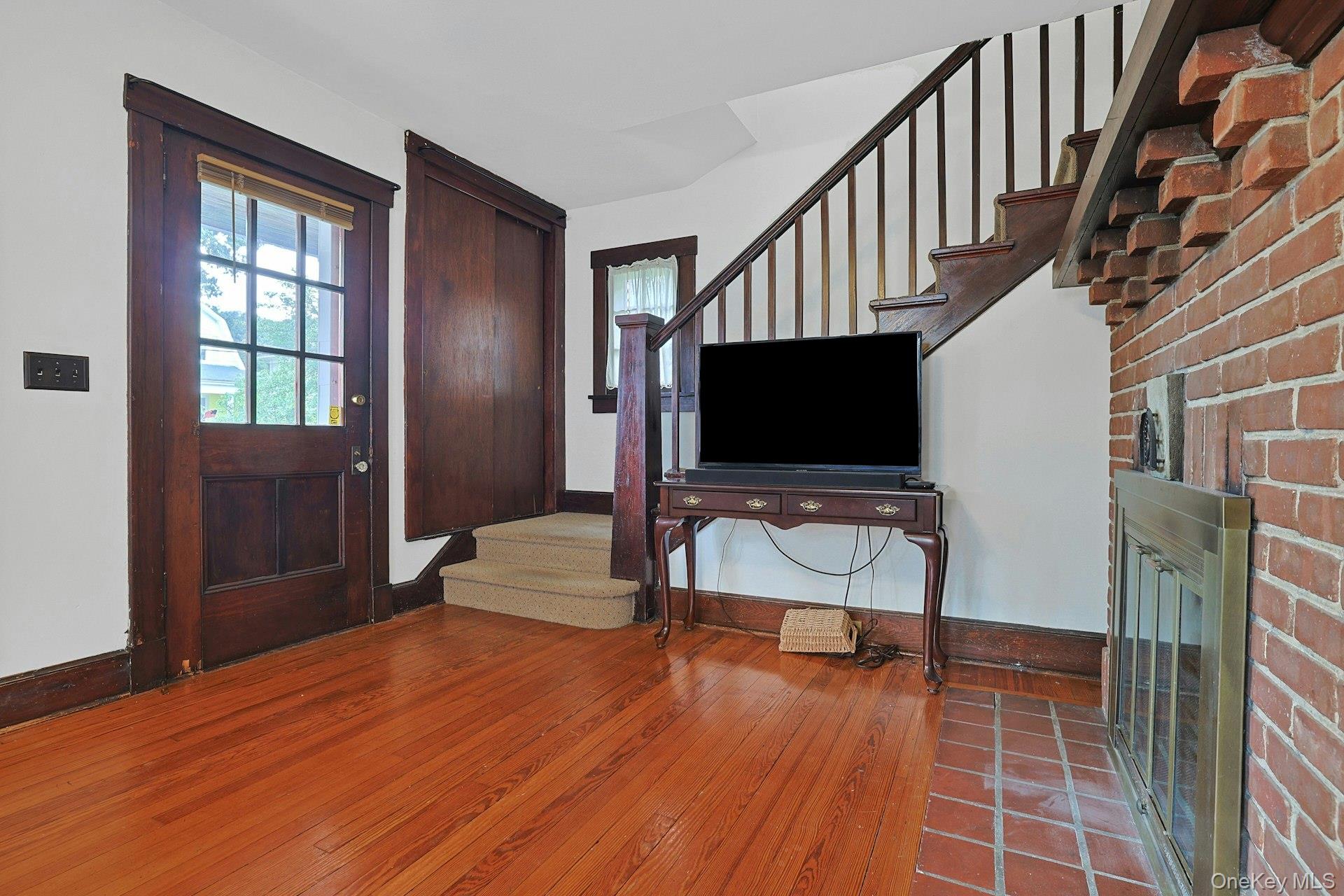 Photo 6 of this property